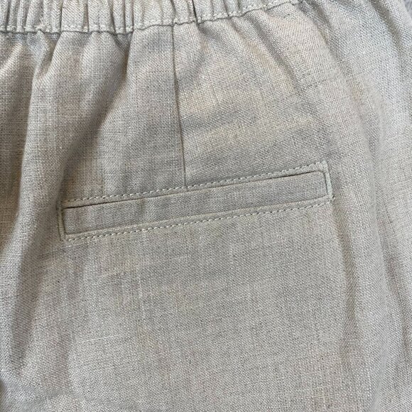 L.L.Bean Women's Bermuda Shorts Size 10 Beige Classic Fit Linen Straight-Casual - Picture 10 of 12